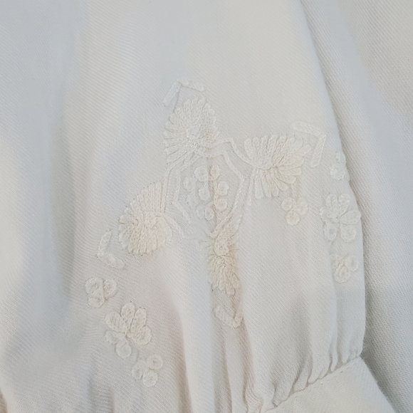 SOFT JOIE Cream Button-Up Top with Cording Embellishments Size M - Picture 5 of 14